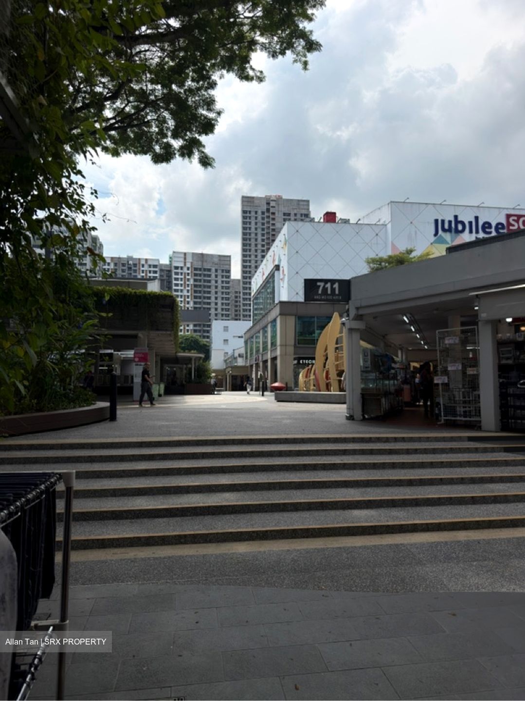 Ang Mo Kio Avenue 8 (D20), Retail #603593571